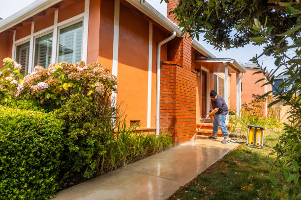 Best Roof Power Washing Services  in Briggs, OK